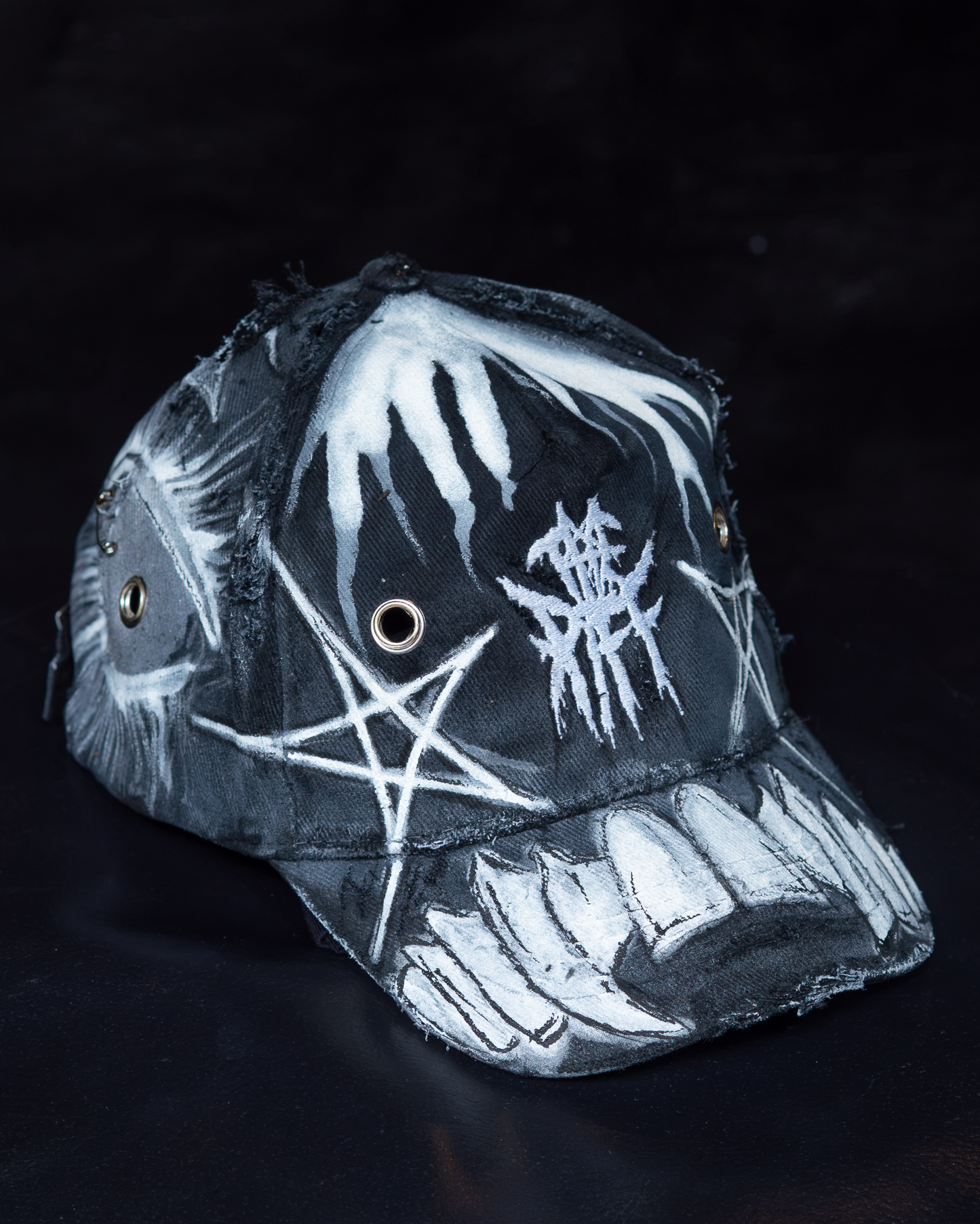 Riff x Rags: 'Broken Eyes' Cap